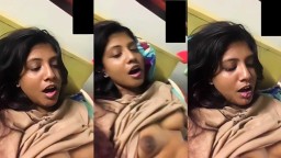 Horny Bengali Girlfriend Fingering Pussy In VC For Lover