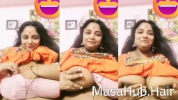 Tirupur chubby aunty pressing her nude mega boobs