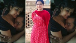 Desi couple bf kissing His Girlfriend Nude Boobs