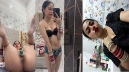 Desi Punjabi Bhabhi Masturbating